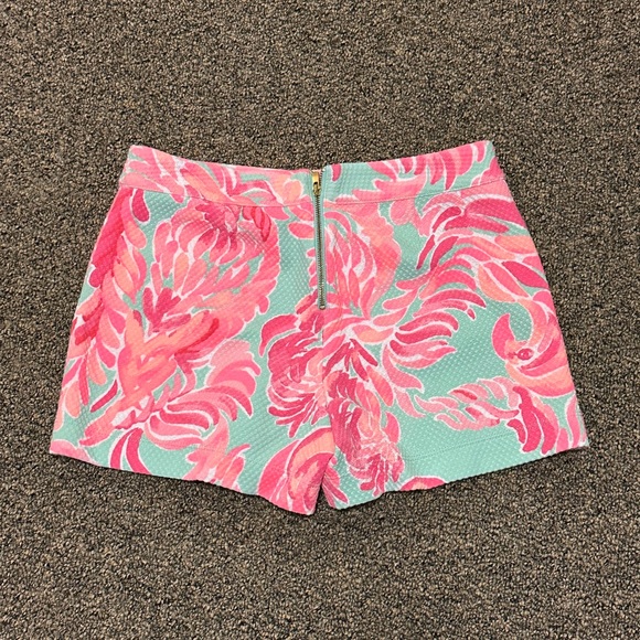 Lilly Pulitzer Shorts - Picture 2 of 2